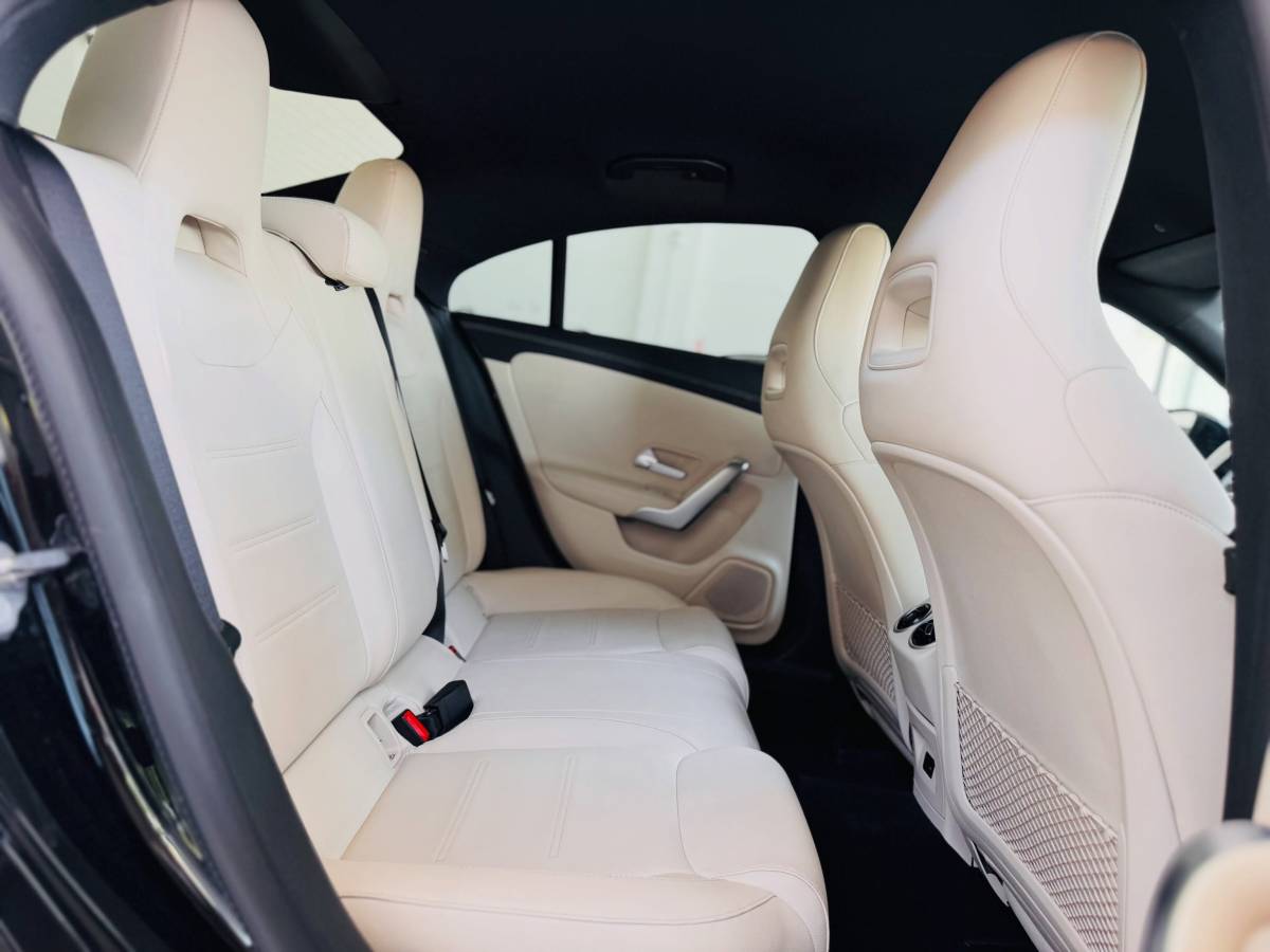 MERCEDES CLA COUPÈ 200 CDI
