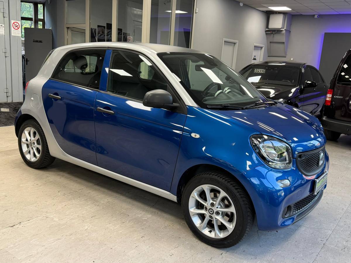 SMART ForFour 1.0 Prime 70cv